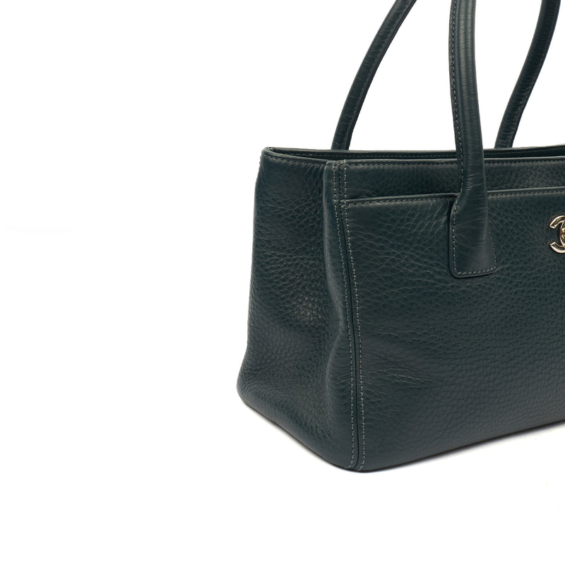 Picture of Chanel Tote Executive Cerf Tote- Small in Blue, Calfskin Leather