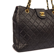 Picture of Chanel Tote Vintage Tote in Black, Leather