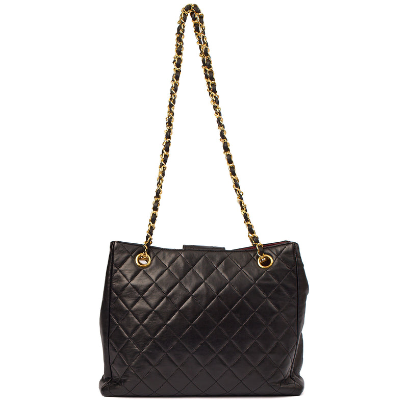 Picture of Chanel Tote Vintage Tote in Black, Leather