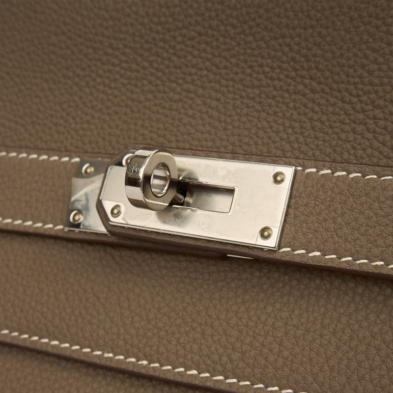 Picture of Hermes Cross Body Kelly Messenger in Etoupe, Togo Leather