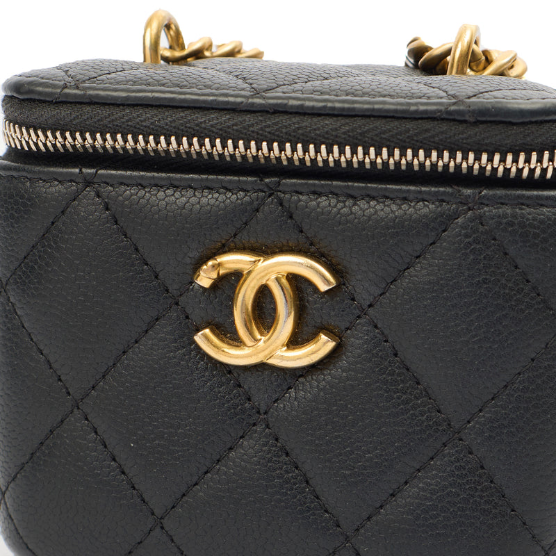 Picture of Chanel Cross Body Vanity Case - Mini in Black, Caviar Leather