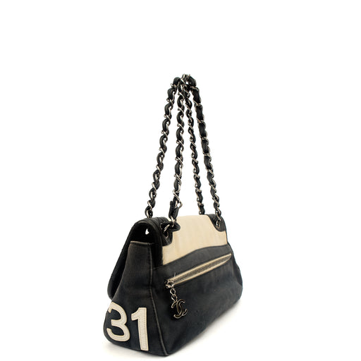 Picture of Chanel Shoulder Bag No.5 Giant Mademoiselle Bag in Multi, Canvas