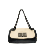 Picture of Chanel Shoulder Bag No.5 Giant Mademoiselle Bag in Multi, Canvas