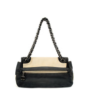 Picture of Chanel Shoulder Bag No.5 Giant Mademoiselle Bag in Multi, Canvas