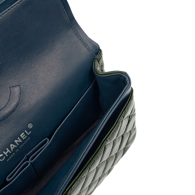 Picture of Chanel Shoulder Bag Classic Double Flap - Medium in Green, Patent Leather