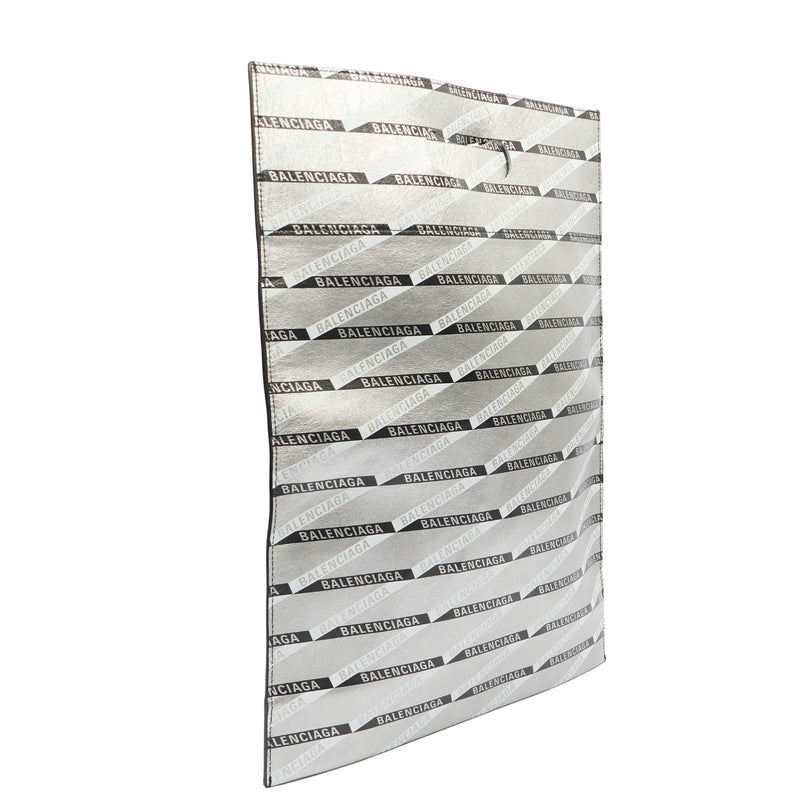 Picture of Balenciaga Clutch Supermarket Shopper in Metallic, Leather