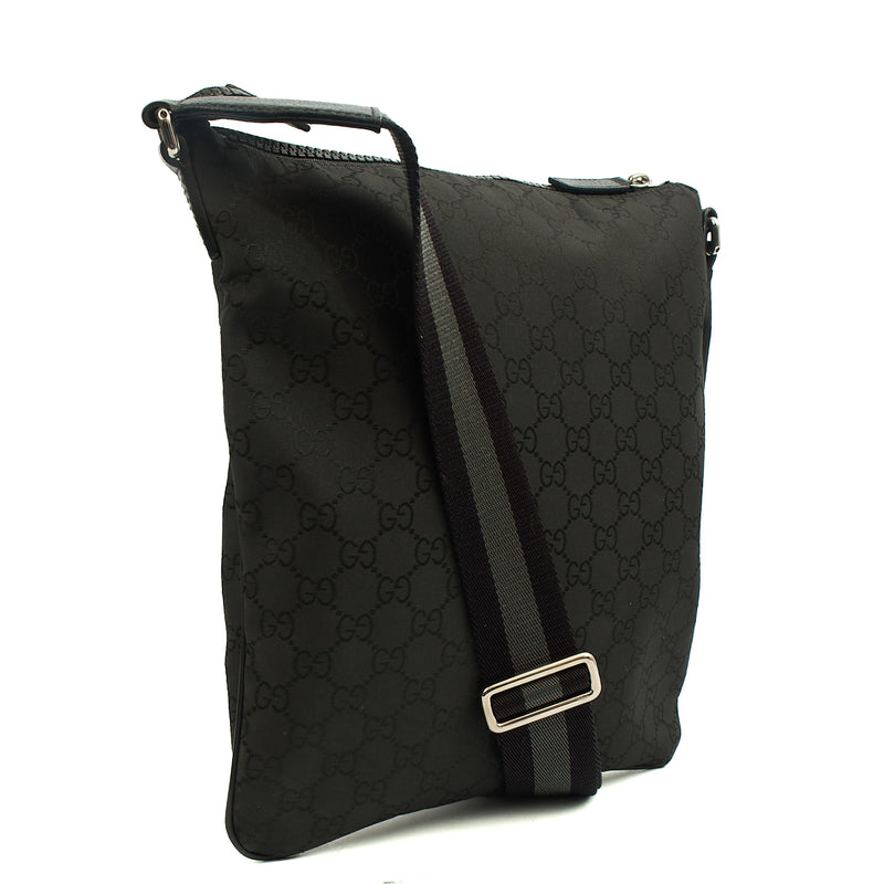 Picture of Gucci Cross Body Messenger in Black, GG Canvas