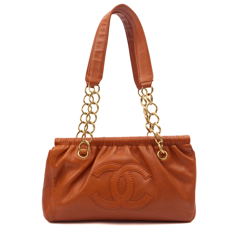 Picture of Chanel Shoulder Bag Shoulder Bag in Orange, Calfskin Leather