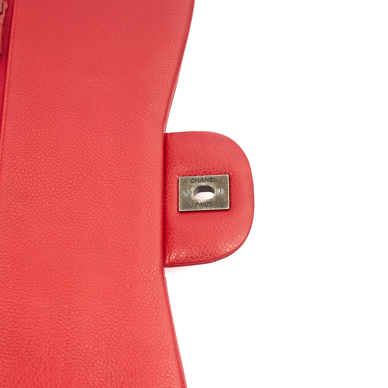 Picture of Chanel Shoulder Bag Classic Double Flap - Large in Red, Caviar Leather