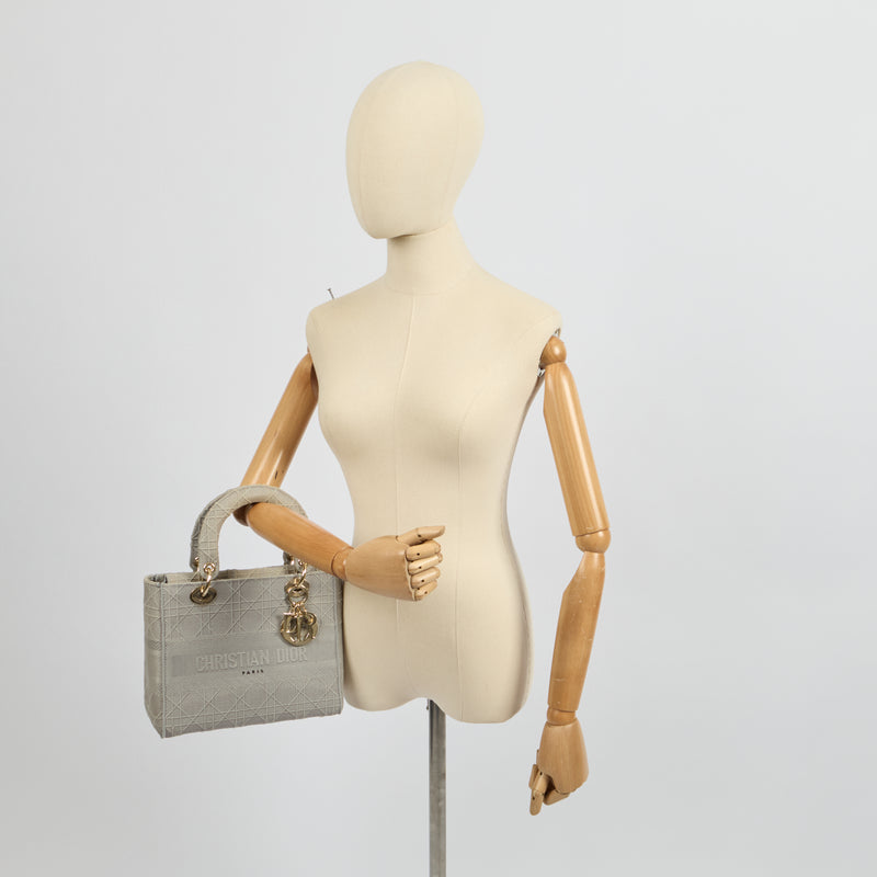 Christian Dior Cross Body Lady D-lite - Medium in Grey, Fabric