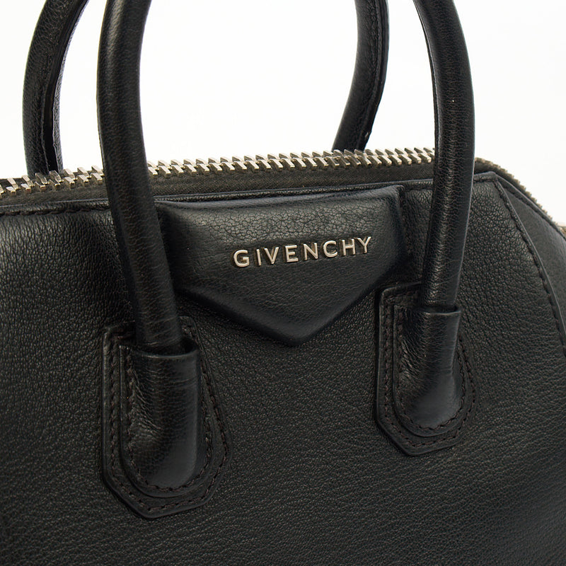 Picture of Givenchy Cross Body Antigona - Mini in Black, Leather