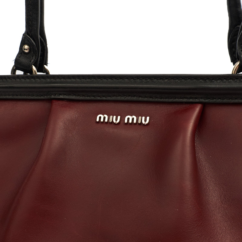 Picture of Miu Miu Tote Tote in Red, Leather