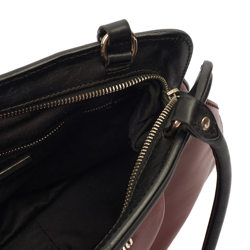 Picture of Miu Miu Tote Tote in Red, Leather