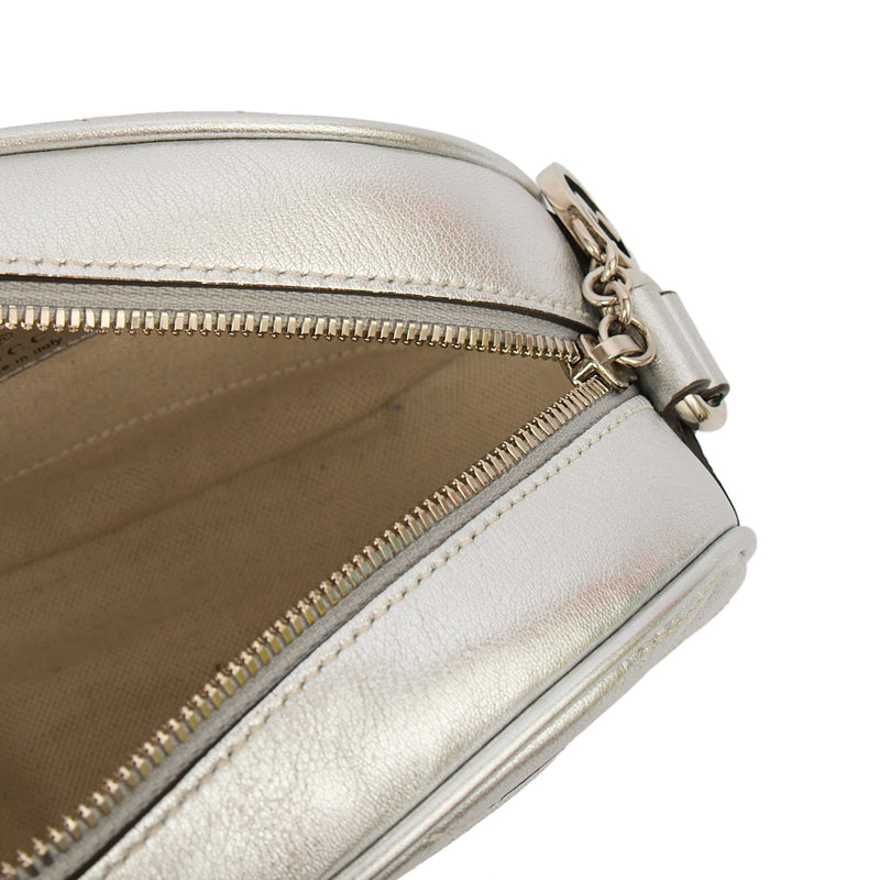 Picture of Gucci Cross Body Blondie Clutch in Metallic, Leather