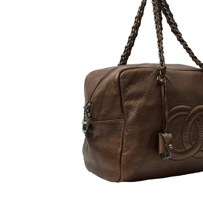 Picture of Chanel Shoulder Bag Luxe Ligne Tote in Metallic, Leather
