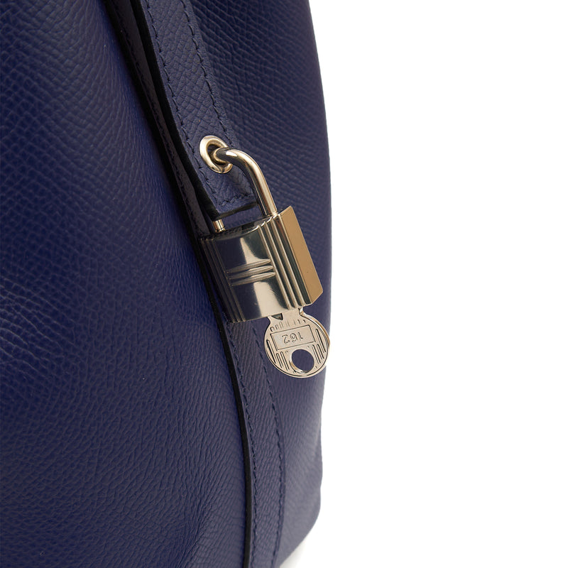 Picture of Hermes Tote Picotin 18 in Bleu Encre, Epsom Leather