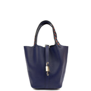 Picture of Hermes Tote Picotin 18 in Bleu Encre, Epsom Leather