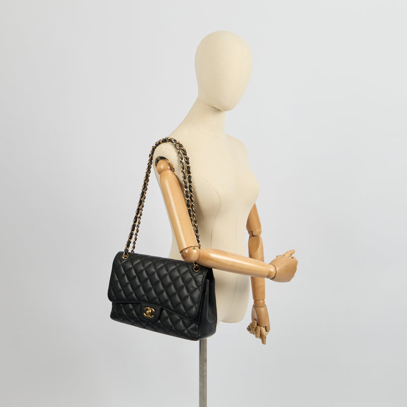 Chanel Shoulder Bag Classic Double Flap - Large in Black, Caviar Leather