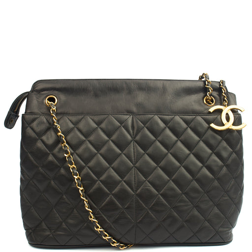 Picture of Chanel Tote Vintage Tote in Black, Lambskin Leather