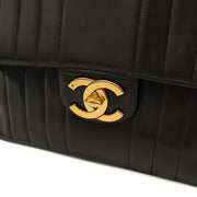 Picture of Chanel Shoulder Bag Maxi Jumbo XL in Black, Leather