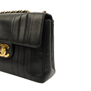 Picture of Chanel Shoulder Bag Maxi Jumbo XL in Black, Leather