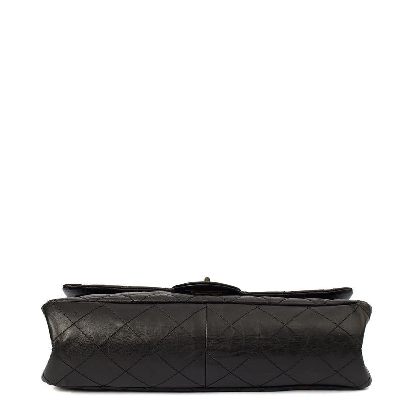 Picture of Chanel Shoulder Bag 2.55 Reissue - Medium in Black, Crinkled Calfskin Leather