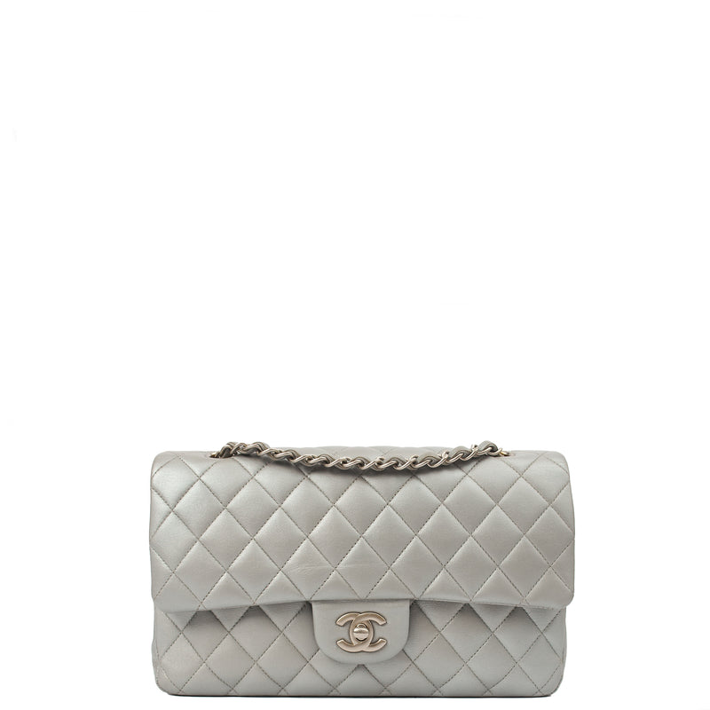 Picture of Chanel Shoulder Bag Classic Double Flap - Medium in Metallic, Calfskin Leather