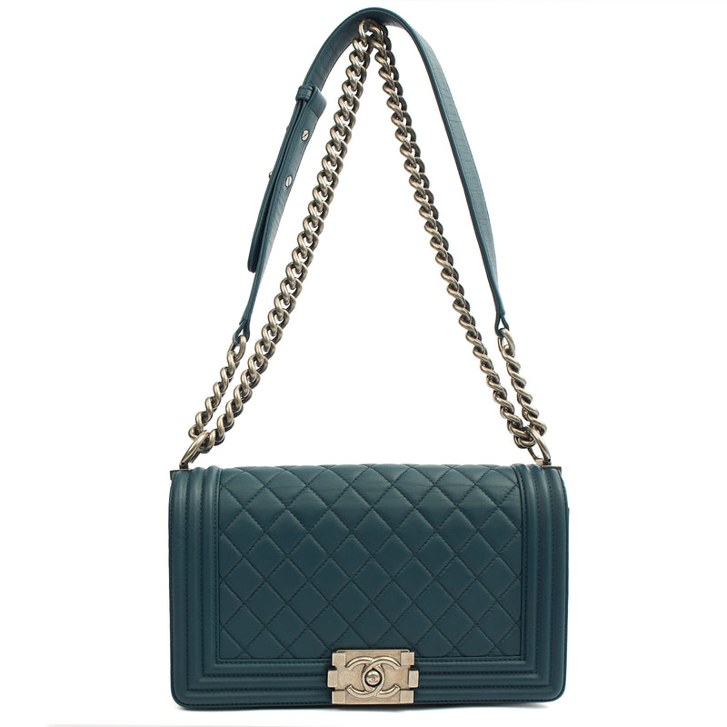 Picture of Chanel Shoulder Bag Boy - Medium in Blue, Leather
