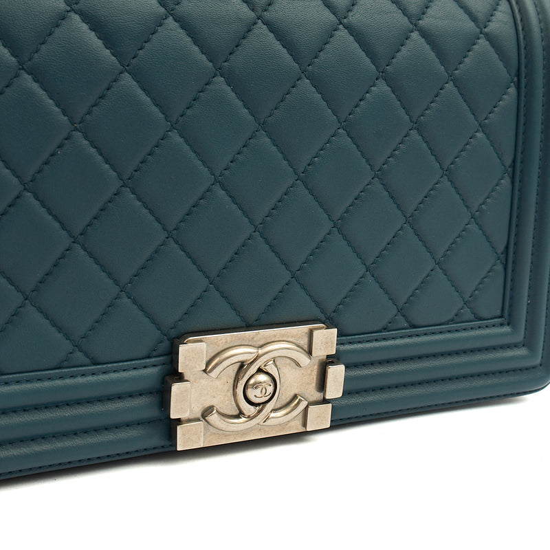 Picture of Chanel Shoulder Bag Boy - Medium in Blue, Leather