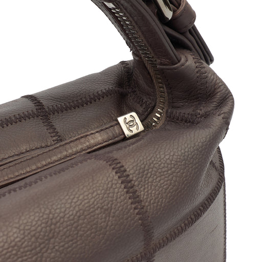 Picture of Chanel Top Handle CC Hobo in Purple, invalid