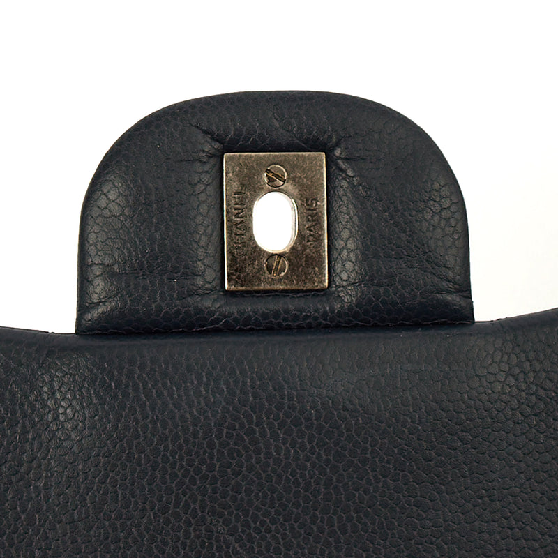 Picture of Chanel Shoulder Bag Classic - Maxi in Navy, Lambskin Leather