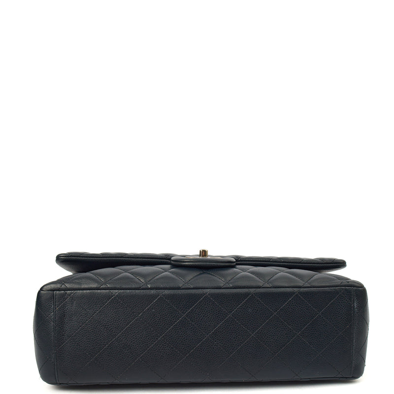 Picture of Chanel Shoulder Bag Classic - Maxi in Navy, Lambskin Leather