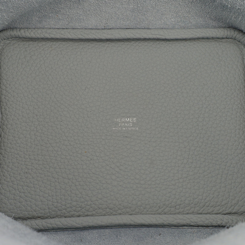 Picture of Hermes Bucket Bag Picotin 18 in Bleu Pale, Clemence Leather