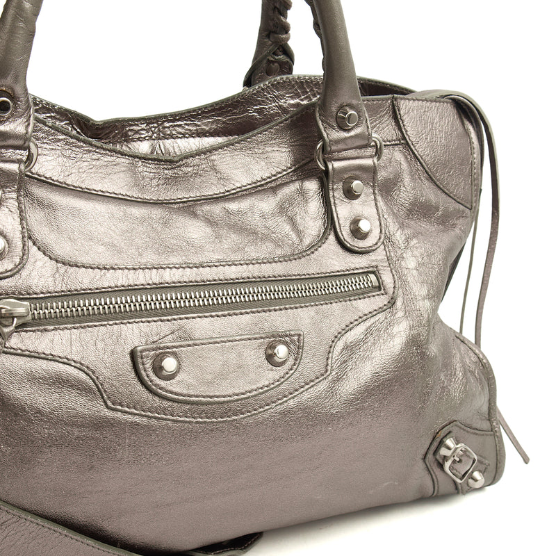 Picture of Balenciaga Tote Classic City in Metallic, Veau (Calfskin)