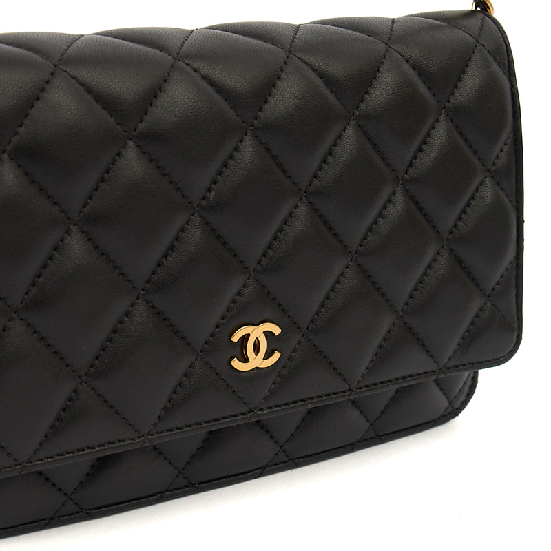 Picture of Chanel Cross Body Wallet on Chain in Black, Lambskin Leather