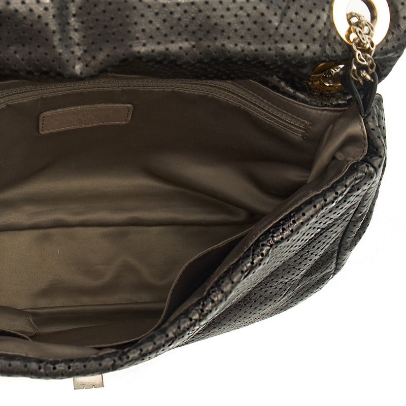 Picture of Chanel Shoulder Bag 2.55 Reissue in Black, Calfskin Leather