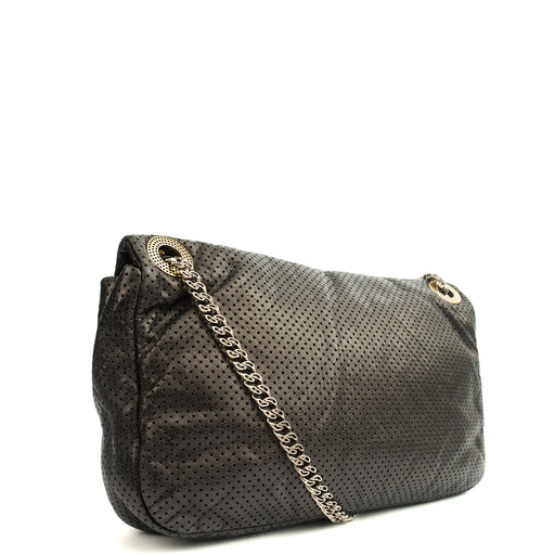 Picture of Chanel Shoulder Bag 2.55 Reissue in Black, Calfskin Leather