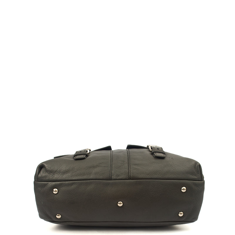 Picture of Saint Laurent Tote Tote in Dark Green, Calfskin Leather