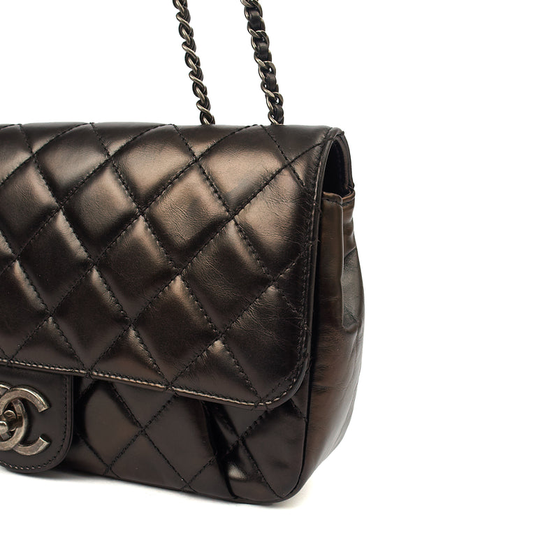 Picture of Chanel Shoulder Bag Flap Bag in Black, Glazed Calfskin