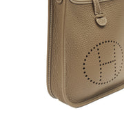 Picture of Hermes Cross Body Evelyne 16 in Etoupe, Clemence Leather