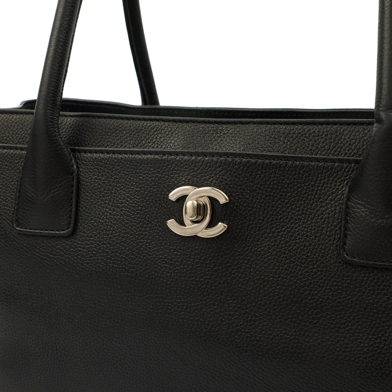 Picture of Chanel Tote Executive Shopper Tote in Black, Leather