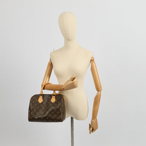 Picture of Louis Vuitton Top Handle Speedy 25 in Monogram, Canvas