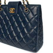 Picture of Chanel Tote Vintage Tote in Blue, Leather