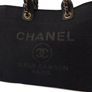 Picture of Chanel Tote Deauville Tote in Black, Canvas