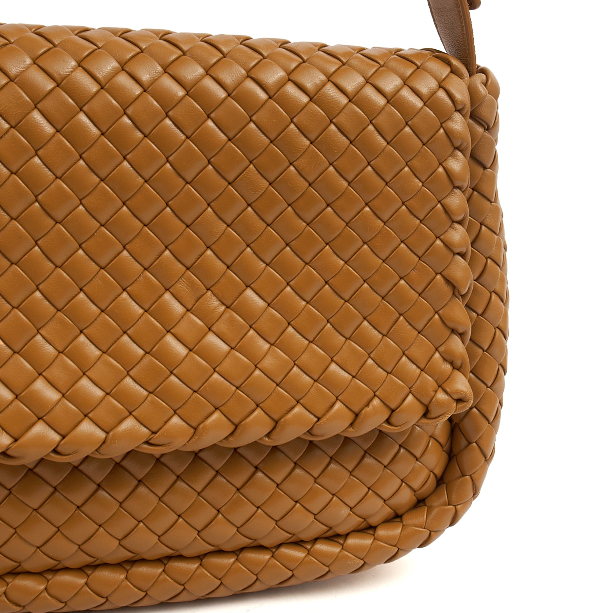 Bottega Veneta Shoulder Bag Cobble - Small in Brown, Leather | The