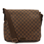 Picture of Louis Vuitton Cross Body District GM in Monogram, Canvas