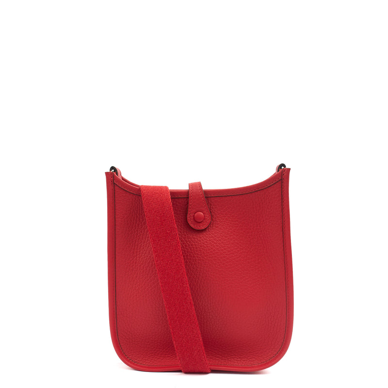 Picture of Hermes Cross Body Evelyne 16 in Rouge Radieux, Clemence Leather