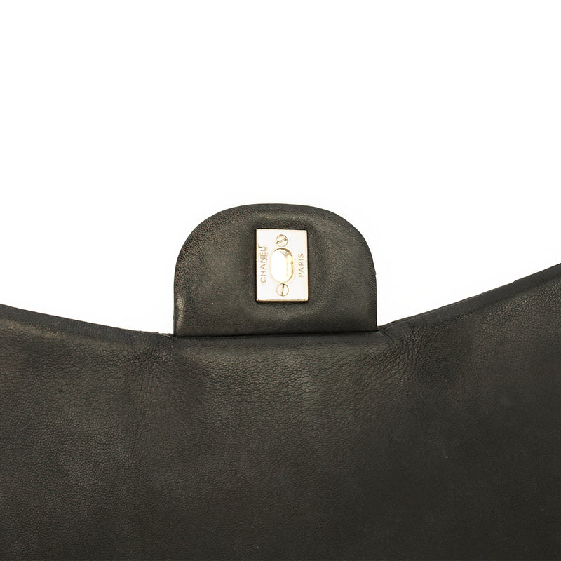 Picture of Chanel Shoulder Bag Classic Single Flap - Maxi in Black, Lambskin Leather