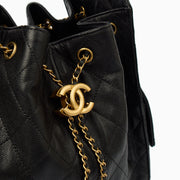 Picture of Chanel Shoulder Bag Chanel 25 - Medium in Black, Calfskin Leather