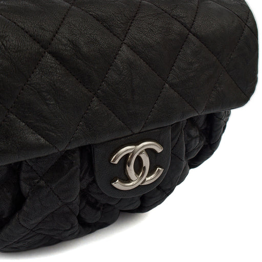 Picture of Chanel Cross Body Chain Flap Bag in Black, Calfskin Leather